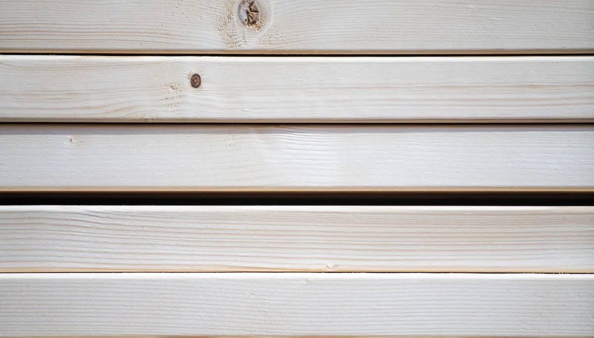 Ómeðhöndlað, ljóst pallaefni