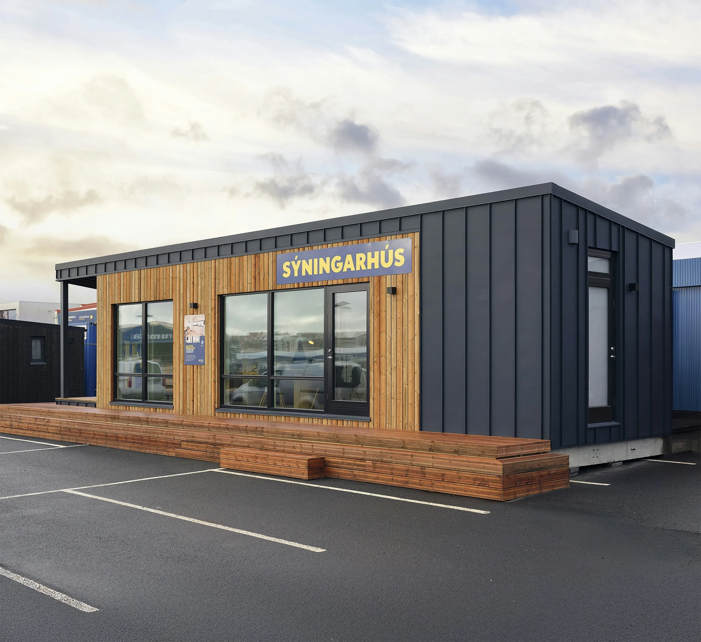 Sýningarhús í BYKO Breidd